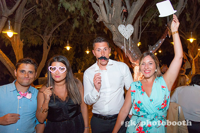Υπηρεσία photobooth στη Σίφνο
